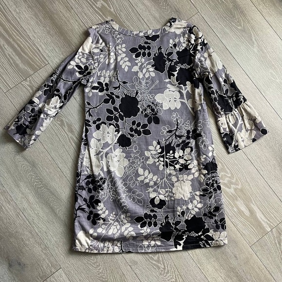 FRANCESCA‎ COLLECTION EMMELEE Floral Shift Dress Sz Med Bell 3/4 Ruffled Sleeves - Picture 2 of 6